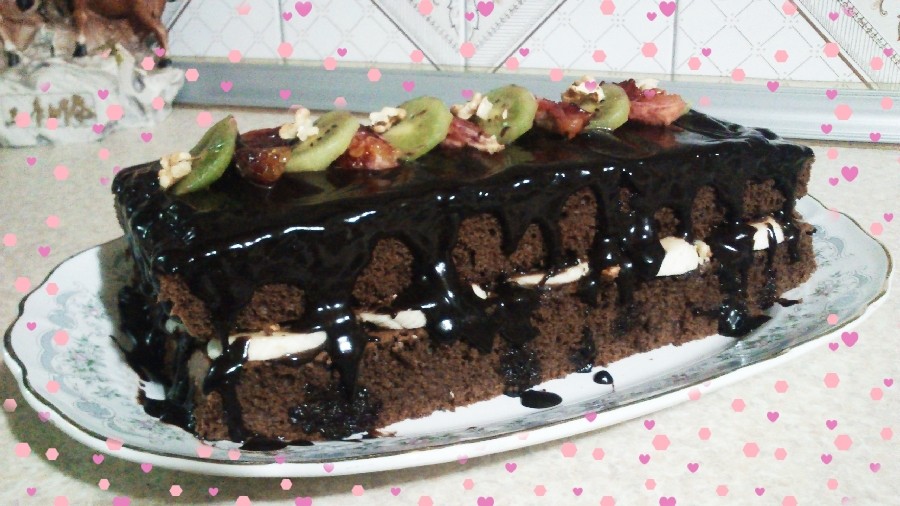 عکس کیک شکلاتی با روکش گاناش