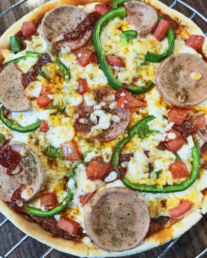 عکس پیتزا گوشت 