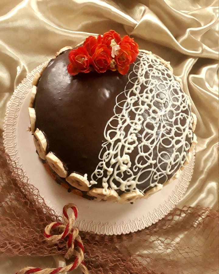  کیک با روکش شکلاتی
