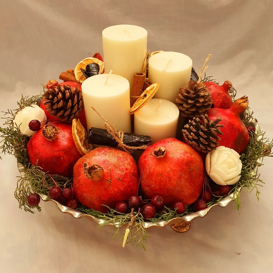 عکس تزئین میوه و شمع یلدا