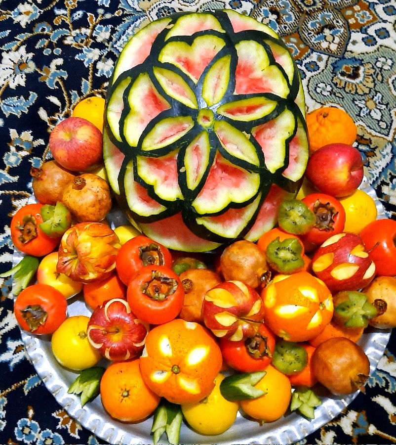 عکس میوه ارایی وحکاکی حکاکی کدو ورق بزنید لطفا