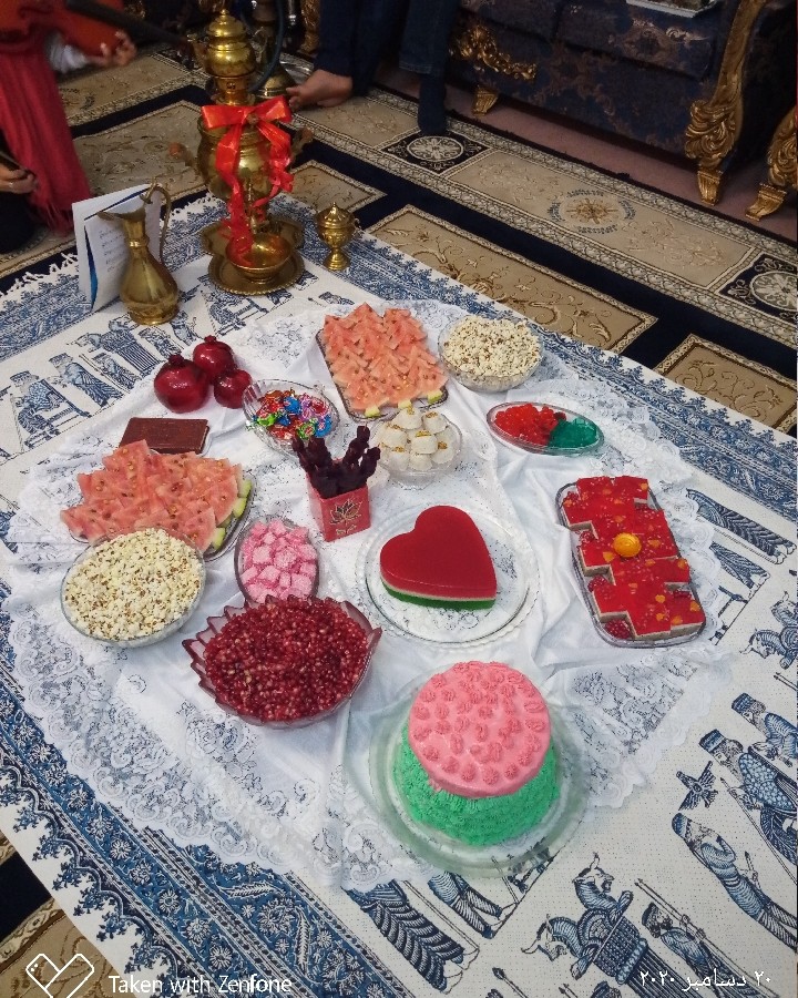 عکس سفره یلدایی