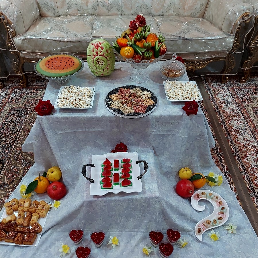 عکس سفره ی یلدای ۹۹