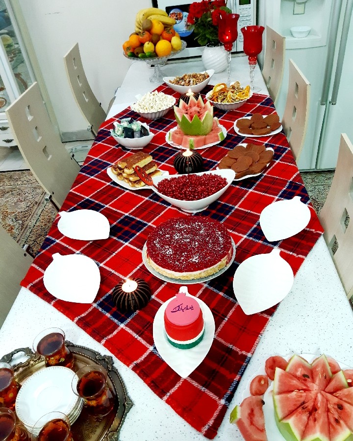 عکس میز یلدای سال ۹۹ ما