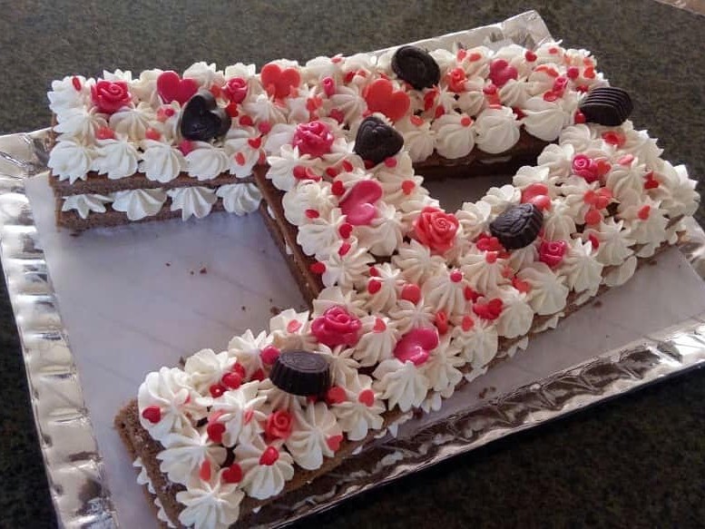 کیک تولد همسر عزیزم❤❤❤❤❤