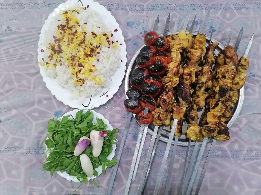 عکس شام شب یلدا
