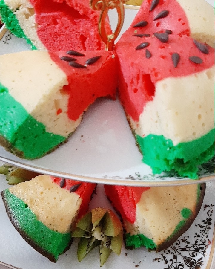 عکس کیک قابلمه ی هندوانه با ژله
