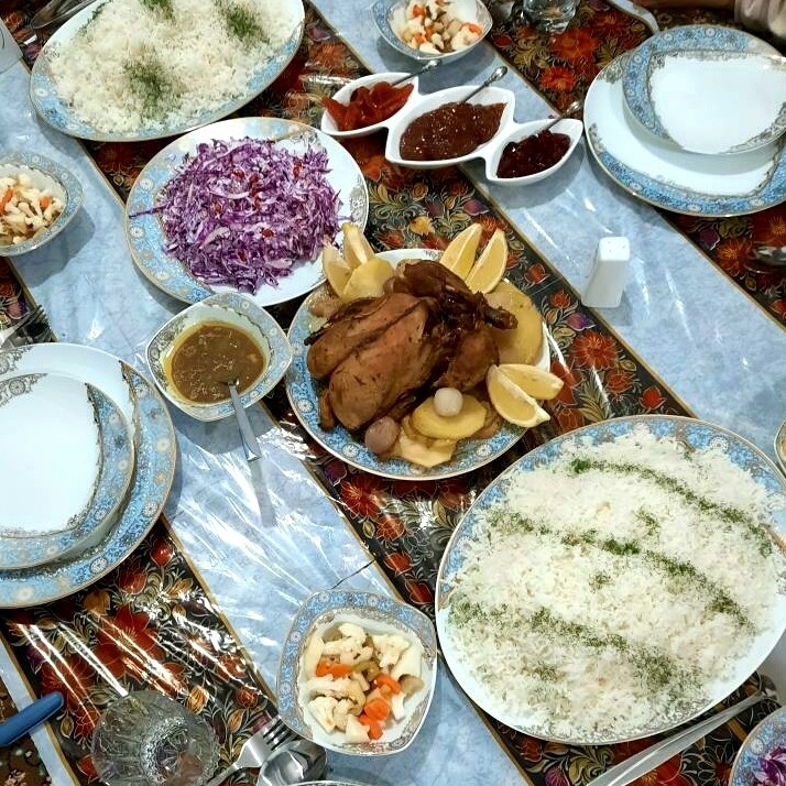 عکس اینم از شب یلدای ما و تولد خواهرزاده گلم عسل جون تولدت مبارک عزیز دلم