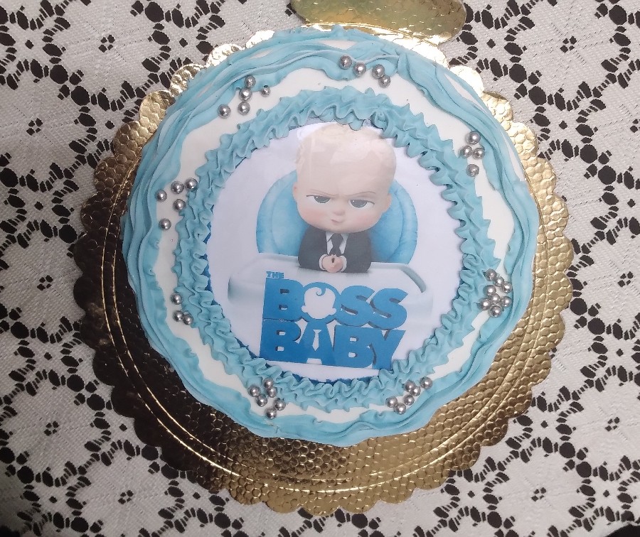 کیک جشن تکلیف دخترم
ثنا خانم قدم گذاشتن در باغ الهی بر تو تبریک باد 