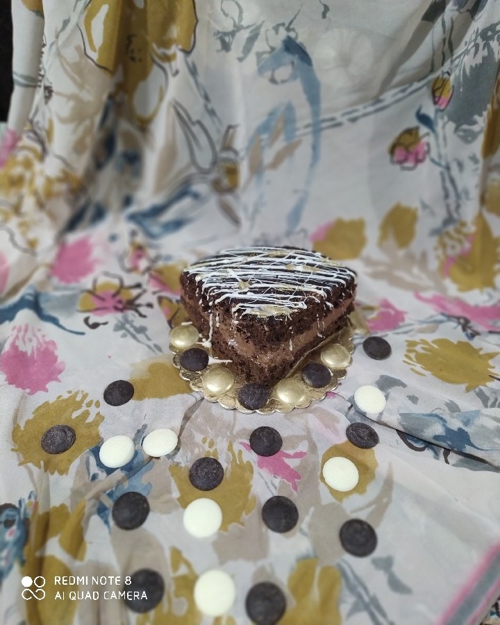 چیز کیک شکلاتی با کیک دوبل