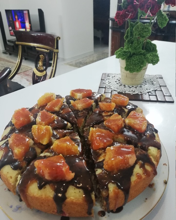 عکس کیک پرتقال با رویه کاکائو و کارامل