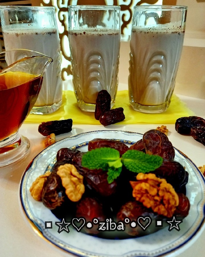 شیرخرمای عسلی