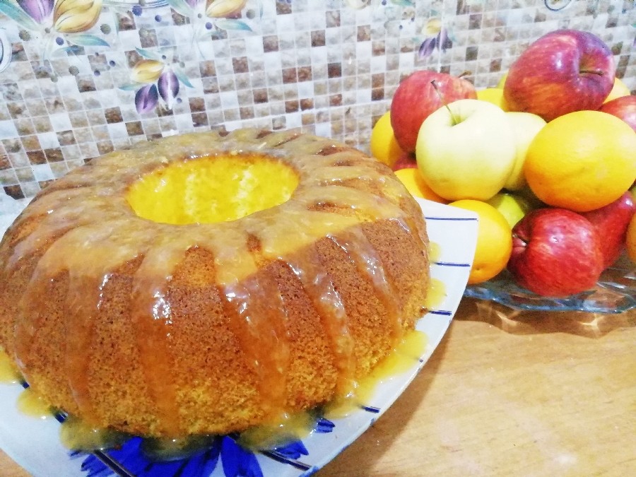 عکس کیک لیمویی با سس پرتغال 