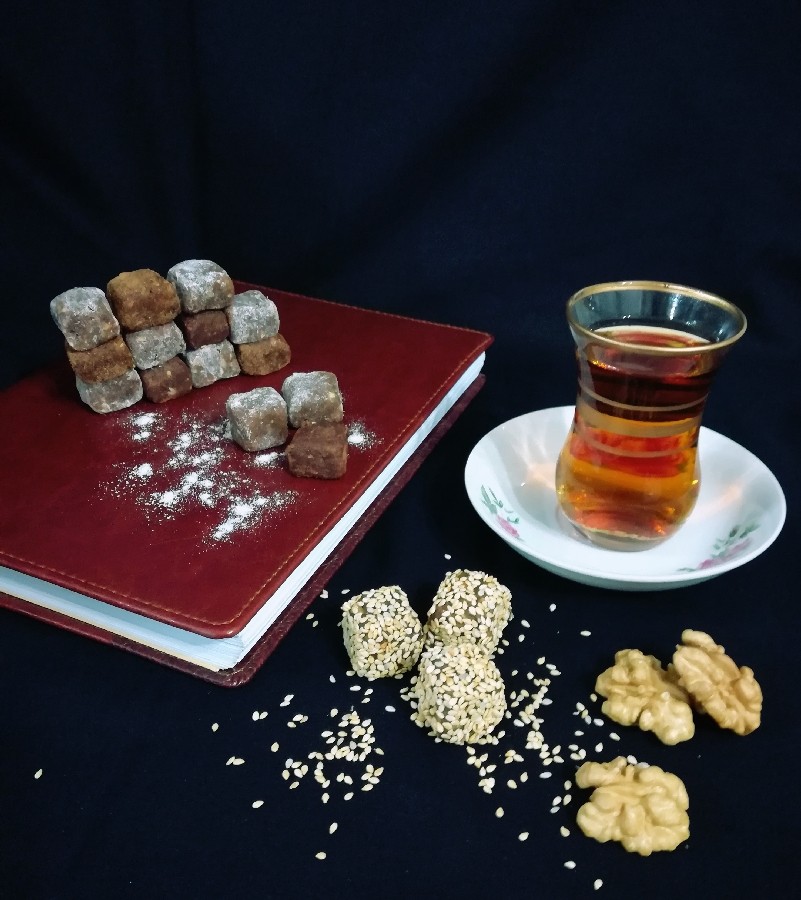 عکس معکب خرمایی