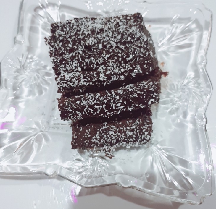 کیک خیسس کاکاوئی 
