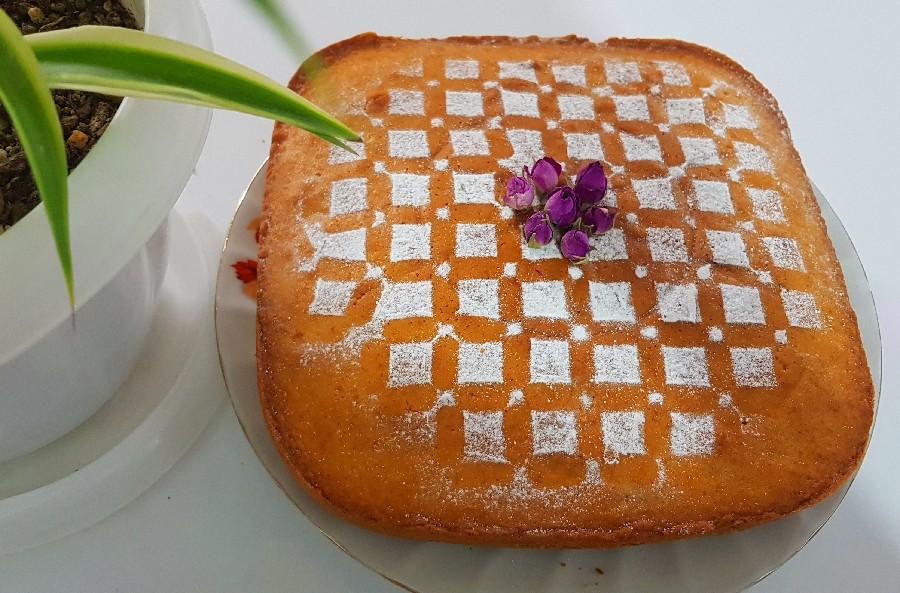 کیک هل وگلاب خوش عطر و خوش مزه