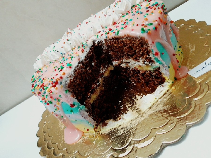 عکس کیک شکلاتی با روکش خامه