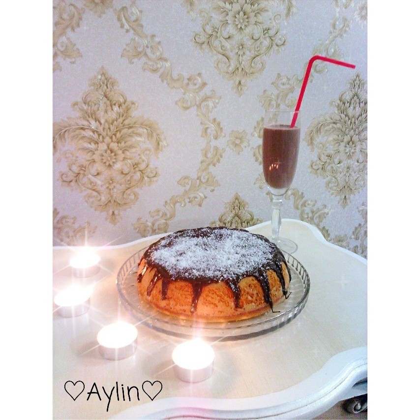 عکس کیک نارگیلی و شیر شکلات
