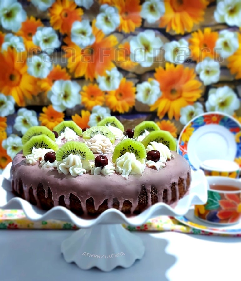 کیک کرمفیل شکلاتی