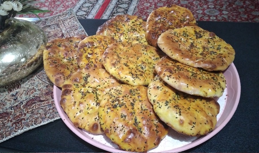 عکس گرد ه با مغز گردو.. (کولیره مژگینه)