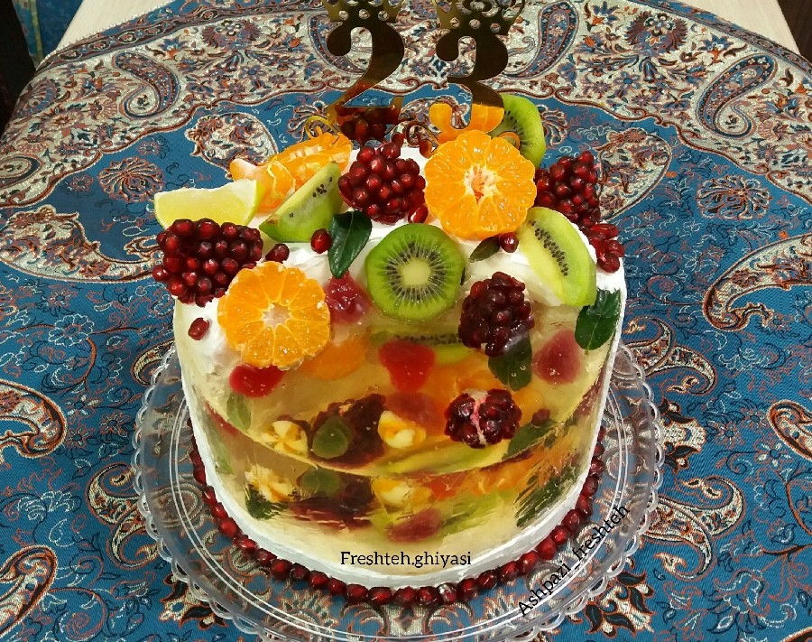 کیک تولد(کیک ژله ویترینی)
