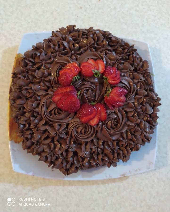 عکس کیک موکا با کرم مخصوص شکلاتی 
