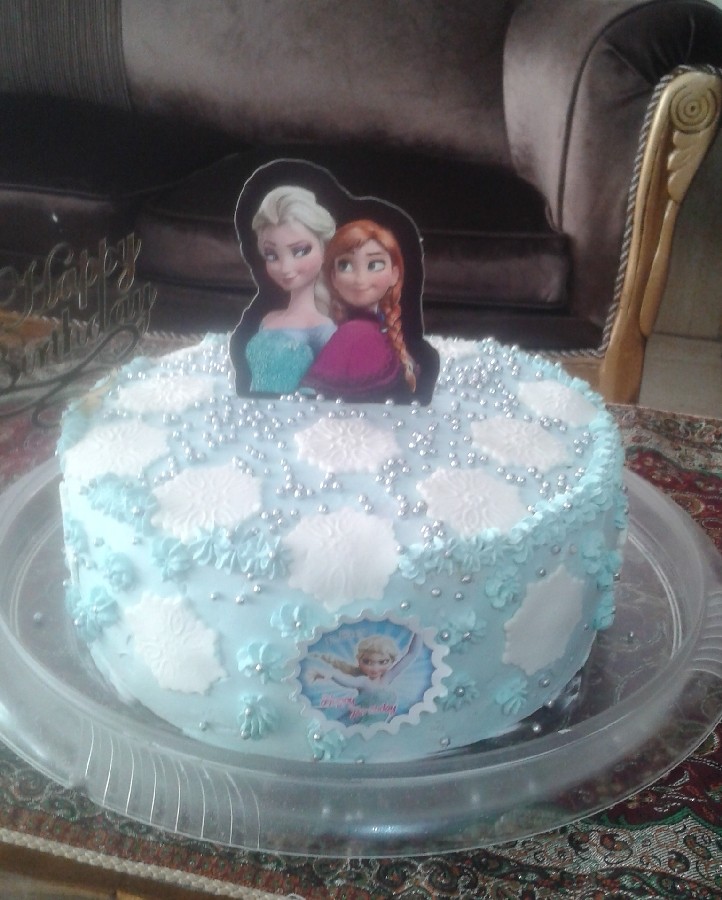 عکس کیک تولد دختر دوست عزیزم 