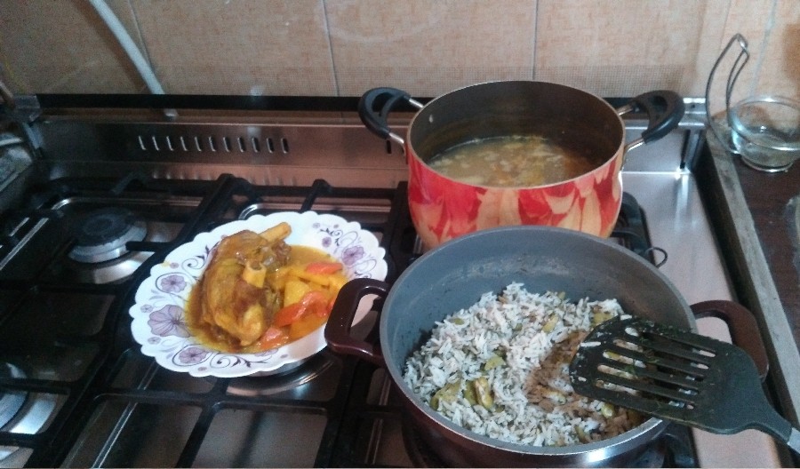 باقالی پلو با گوشت و سوپ جو