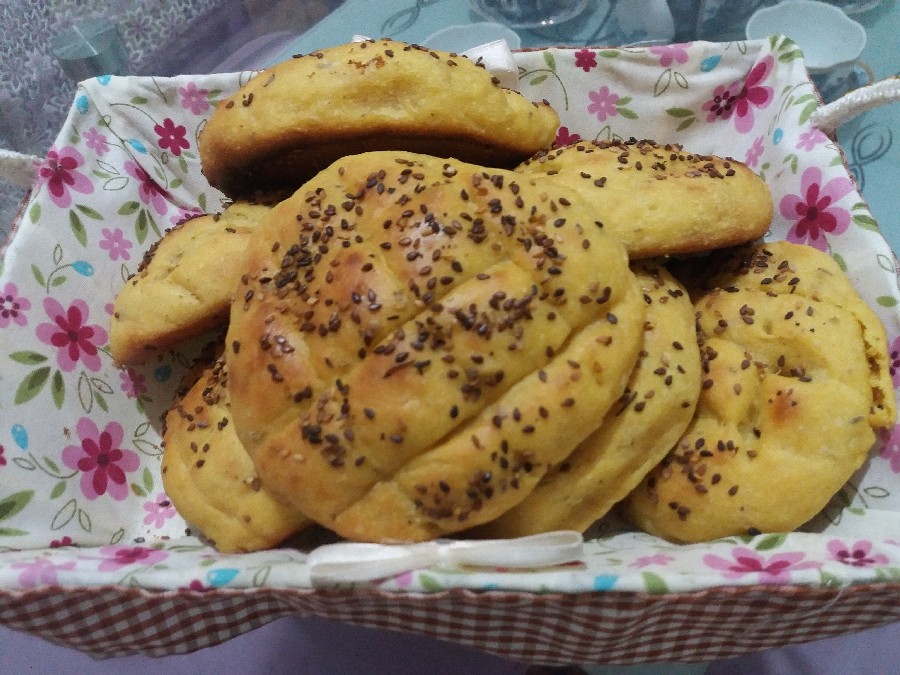 عکس نان فطیر محلی در تستر