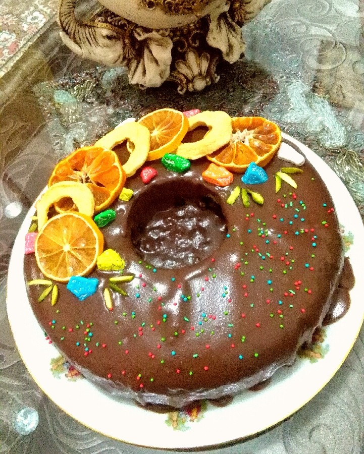عکس کیک زبرا با سس شکلات