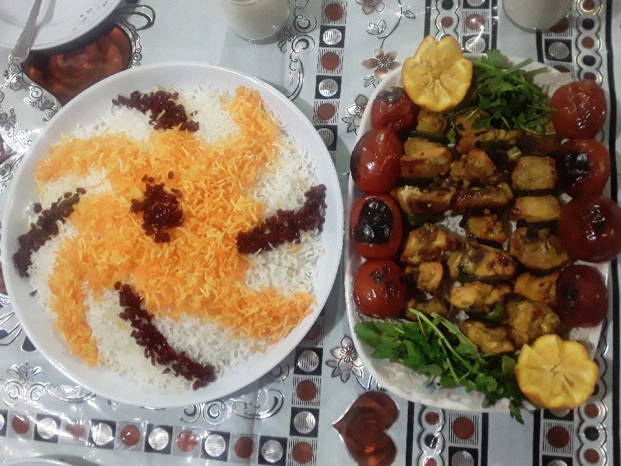عکس جوجه کباب زعفرانی
