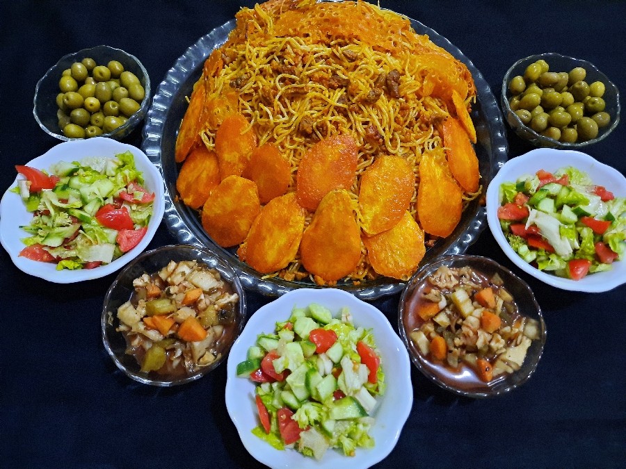 عکس ماکارونی با دو مدل ته دیگ
