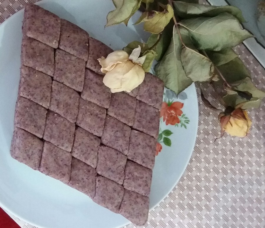 عکس شیرینی شهر مراغه (لوز گردو)