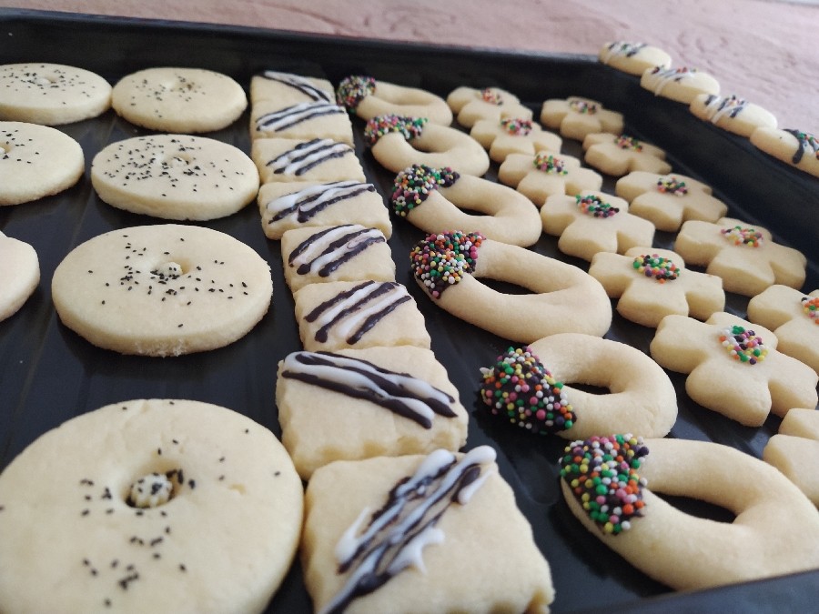 عکس شیرینی های نوروز ۱۴۰۰