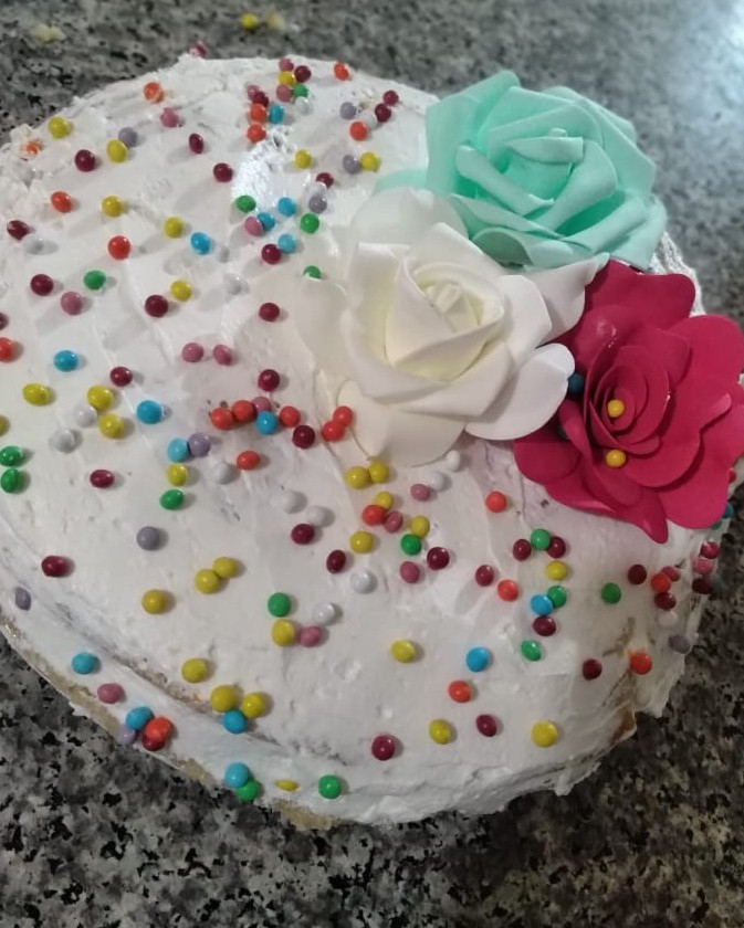 کیک زیبا به مناسبت تولد خاله جون