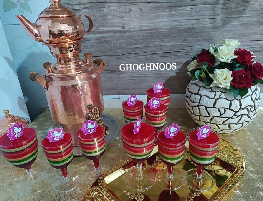 عکس ژله بستنی زیباییشون منو کشته لطفا ورق بزنید