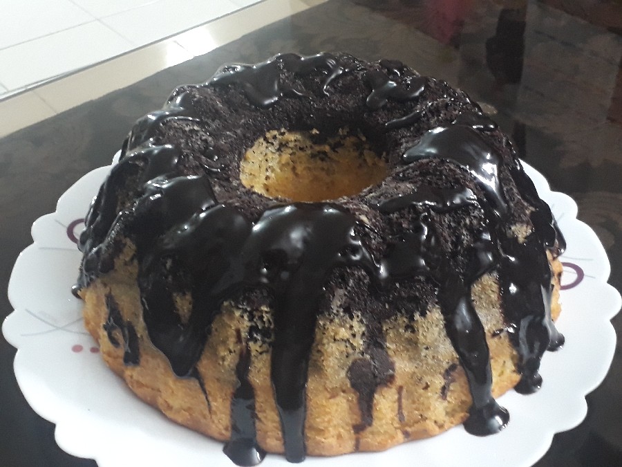 کیک با رویه گاناش
#عصرانه#شکلاتی#دلتنگی#دخترم