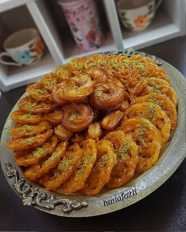 زولبیا و بامیه خوشمزه های رمضان ?
