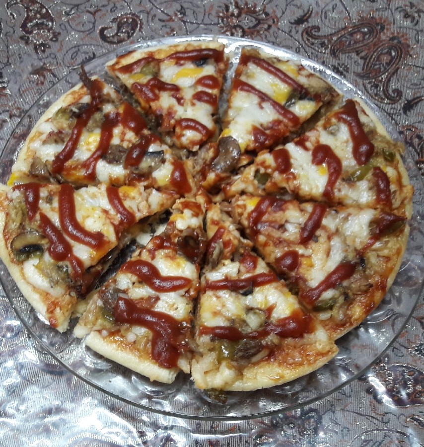 پیتزا قارچ و گوشت