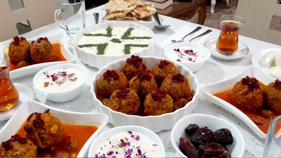 عکس کوفته برنجی و برانی کدو افطار امشب