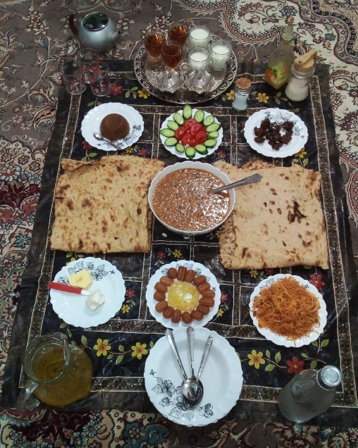 عکس دومین افطاری رمضان ۱۴۰۰