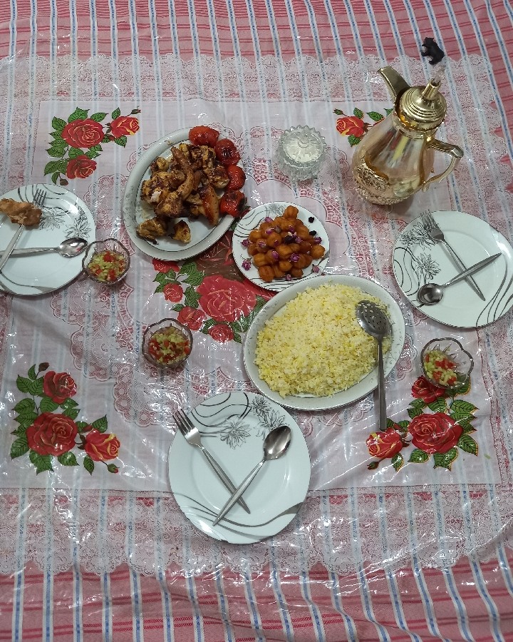 عکس افطاری وشام تولد همسری