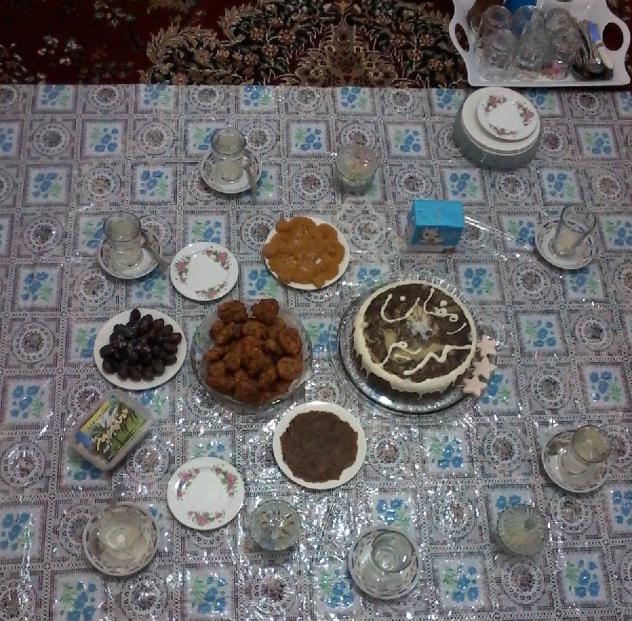 عکس افطاری دووم ماه مبارک رمضان با مهمانای گلم دورهم 