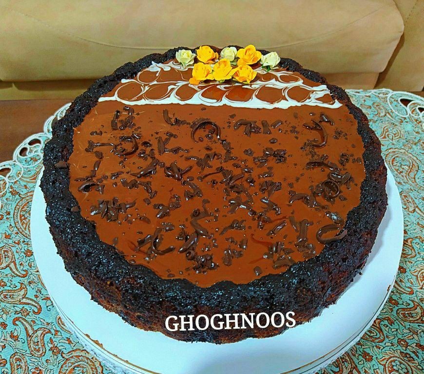 عکس #کیک‌خیس تمام شکلاتی با کرم شکلات کارات با سس مخصوص بی نظیررر بافتشم ببین 