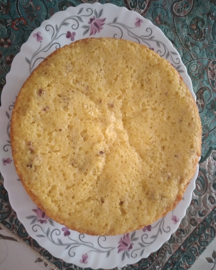 کیک زعفران وگلاب