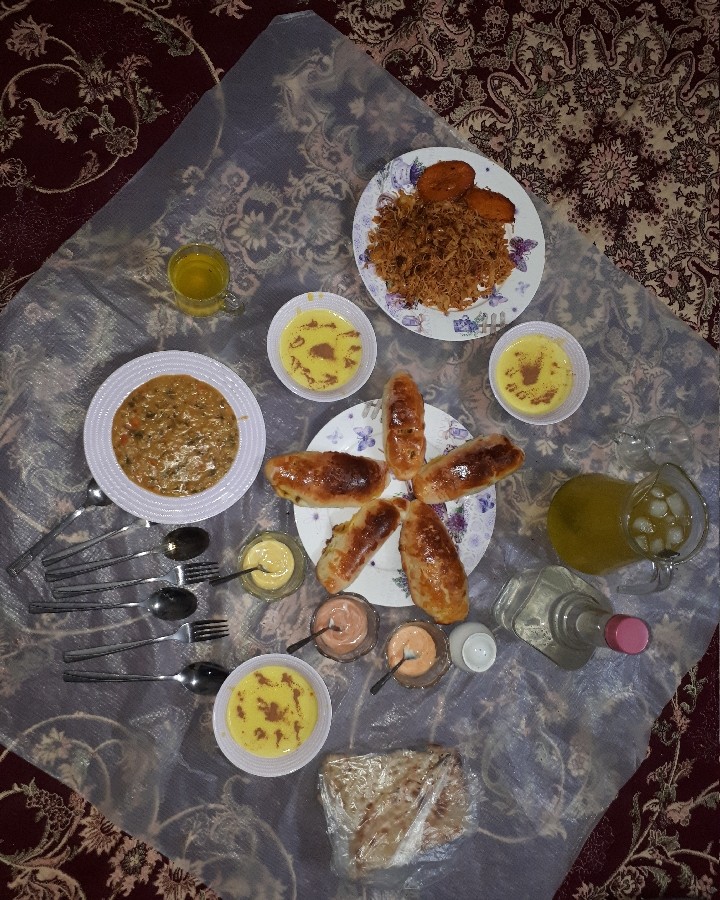 سفره افطار روز ۸ ام رمضان