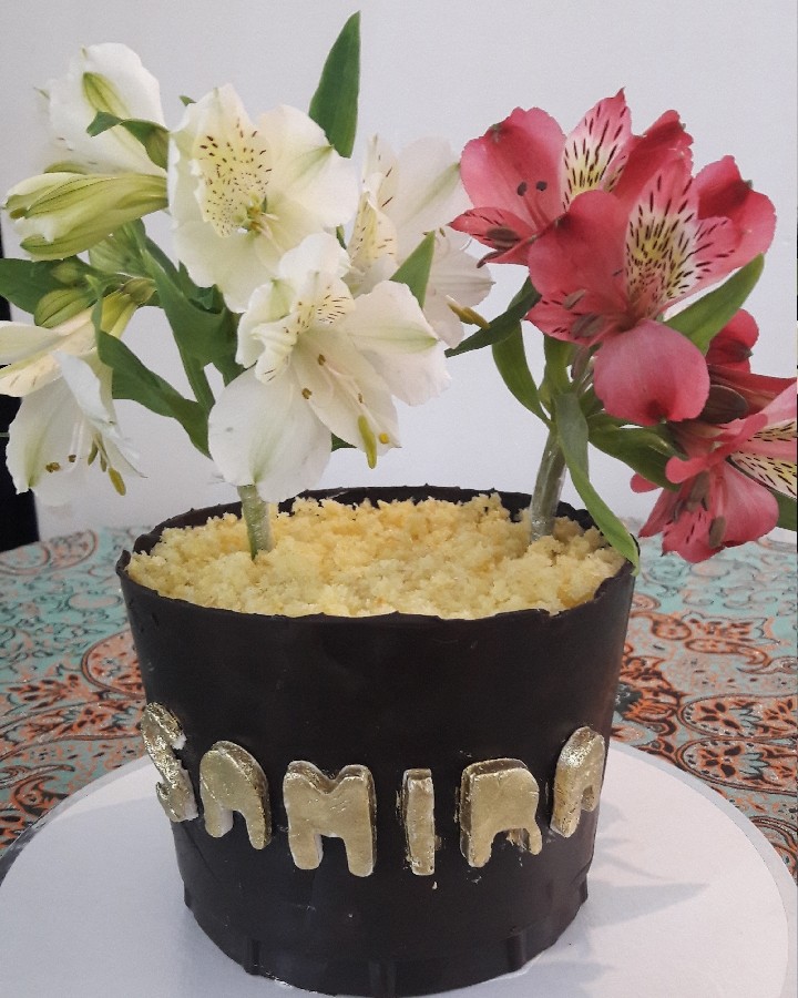کیک گلدانی