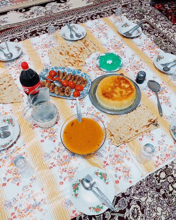 افطاری خونه مادرجون 