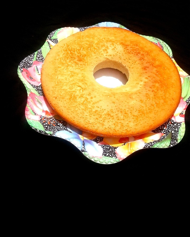 عکس کیک ساده وانیلی