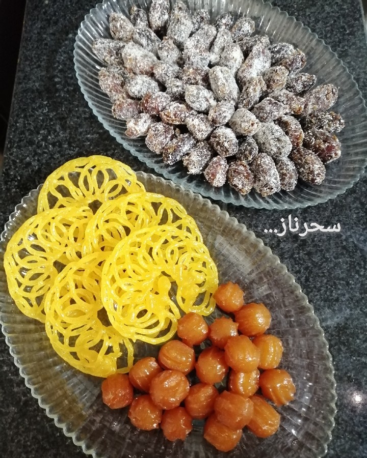 عکس خرما گردویی و حلوا